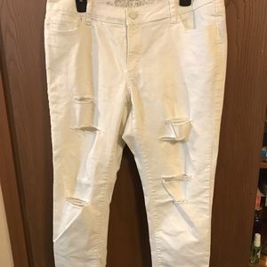 Distressed White Jeggings